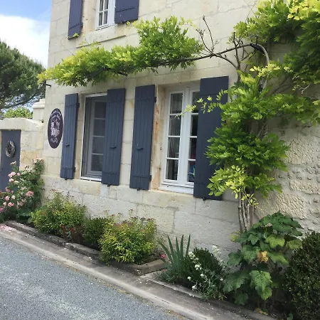 L'escale De L'amiral Bed & Breakfast Thenac (Charente-Maritime)