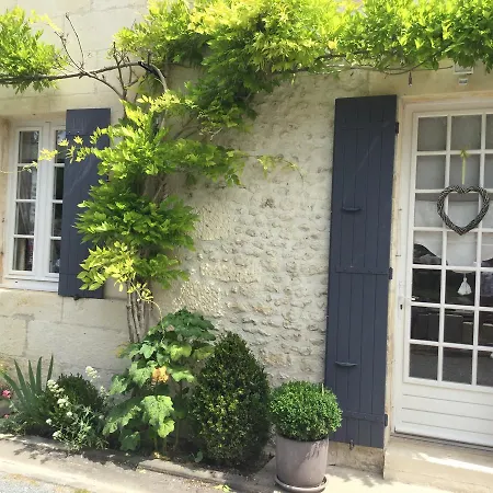 L'escale De L'amiral Bed & Breakfast